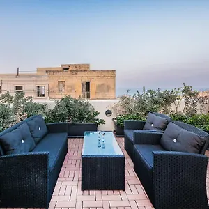 https://valletta-kursara-port-view.qawrahotelsmalta.org